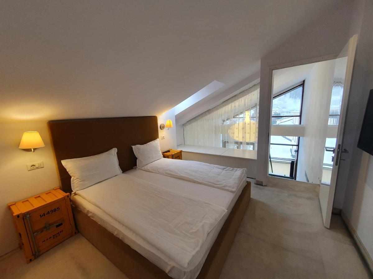 Apart Hotel Vlad Tepes Brașov Exterior foto