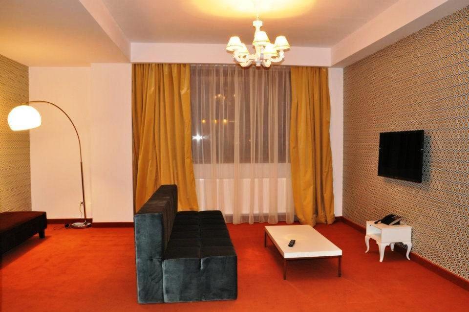 Apart Hotel Vlad Tepes Brașov Exterior foto