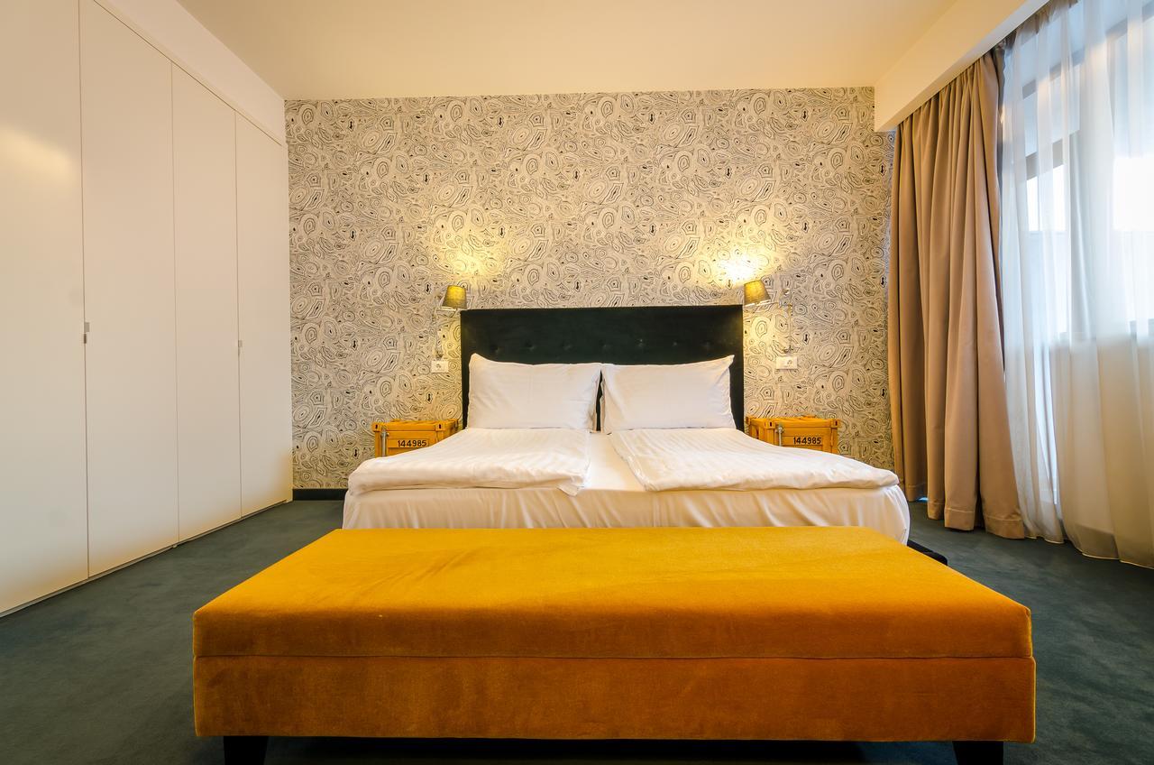 Apart Hotel Vlad Tepes Brașov Exterior foto