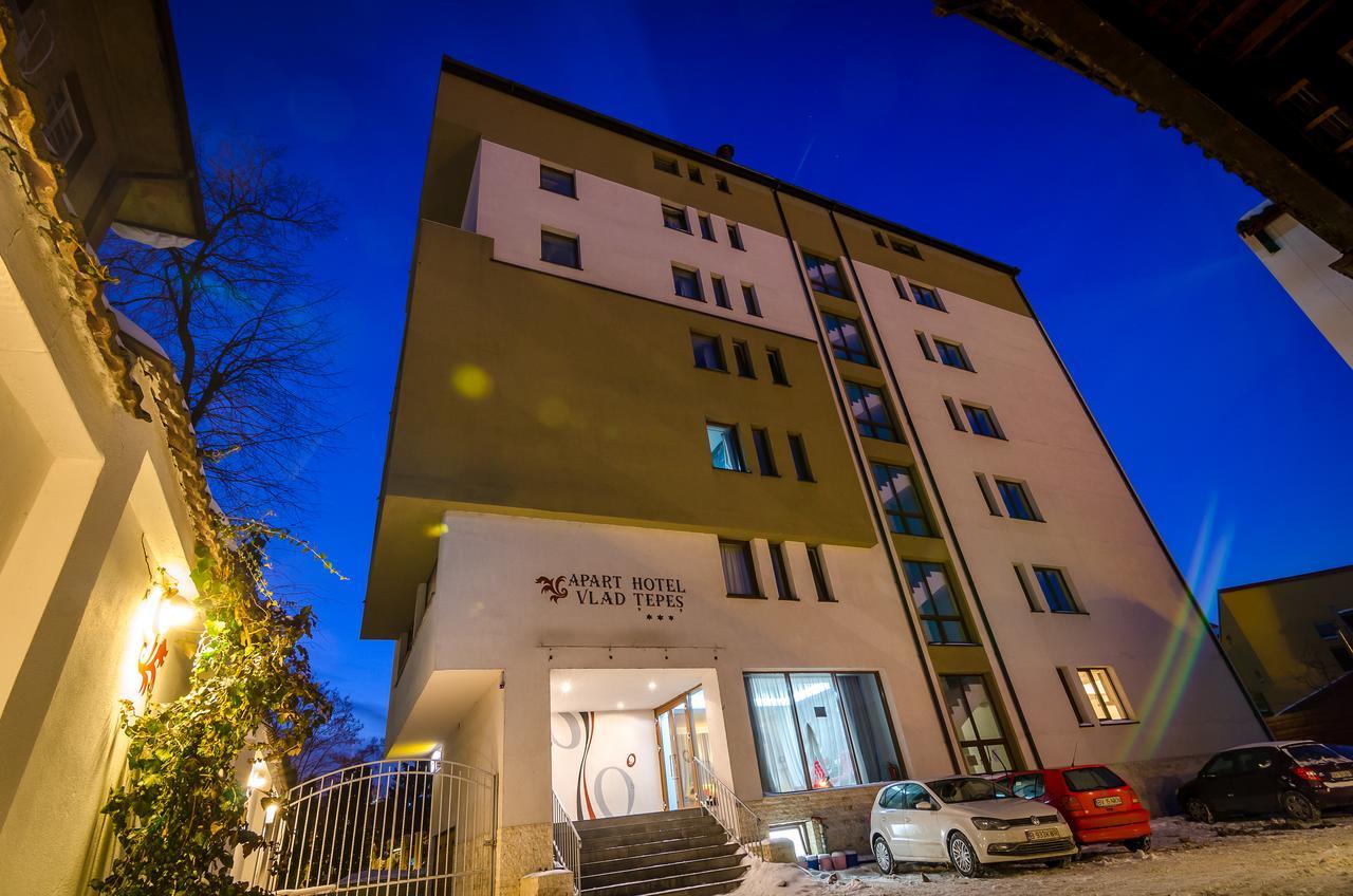 Apart Hotel Vlad Tepes Brașov Exterior foto